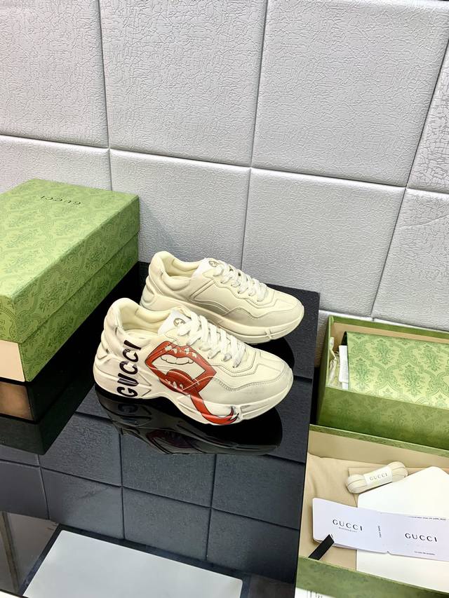 Top Version Gucci Dad Shoes Couple Style Old Leather Horn-Shaped Retro Jogging S