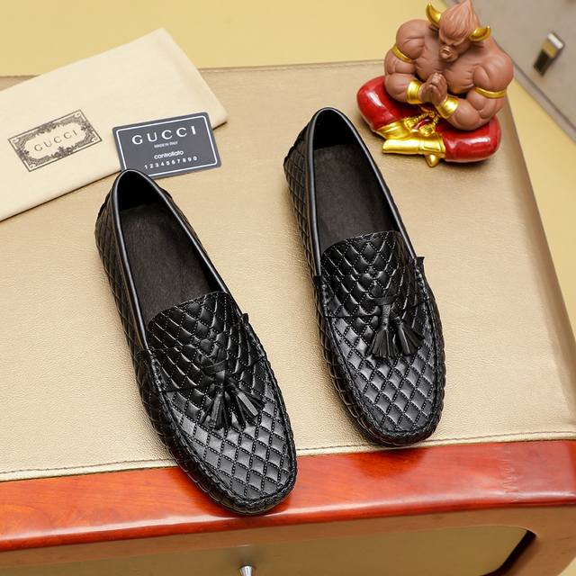 Factory P Price Gucci Gucci Official Website Synchronization Latest Model Upper