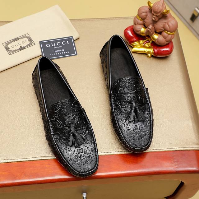 Factory P Price Gucci Gucci Official Website Synchronization Latest Model Upper