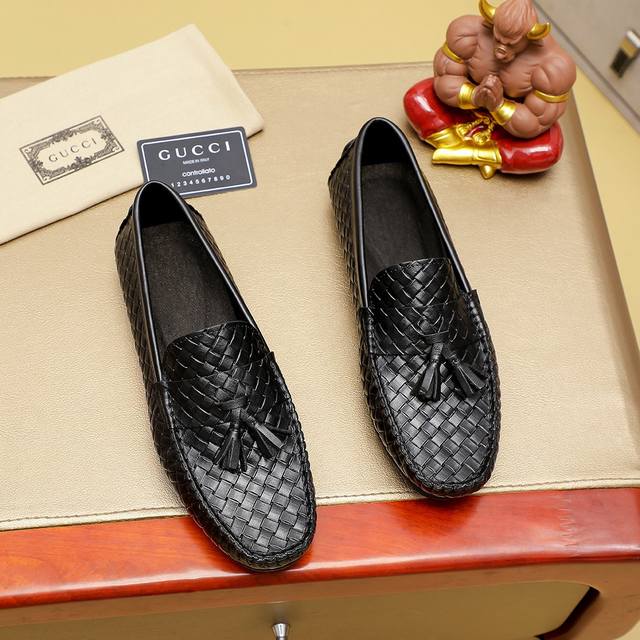 Factory P Price Gucci Gucci Official Website Synchronization Latest Model Upper