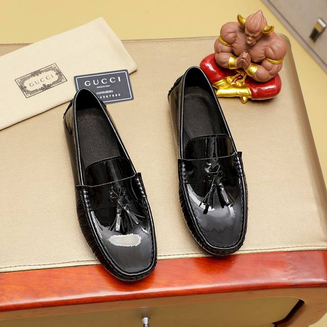 Factory P Price Gucci Gucci Official Website Synchronization Latest Model Upper