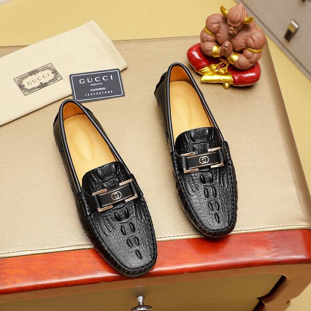 Factory P Price Gucci Gucci Official Website Synchronization Latest Model Upper