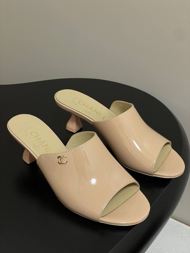 chanel 2026 Early Spring Resort Series Hit Product Xiaochan Double C Buckle F