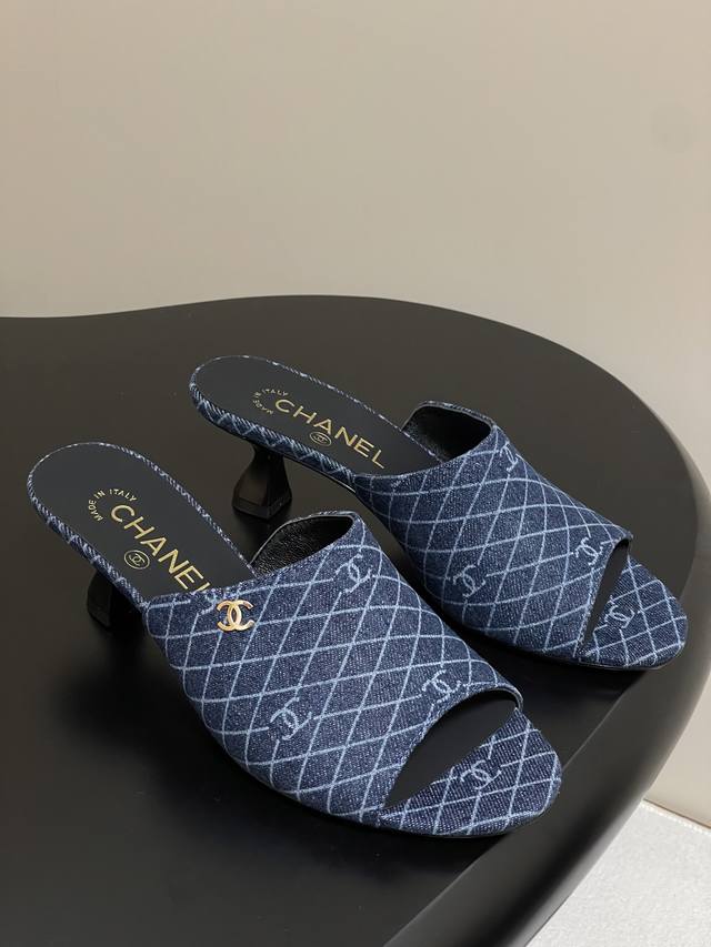 chanel 2026 Early Spring Resort Series Hit Product Xiaoxiang Double C Buckle