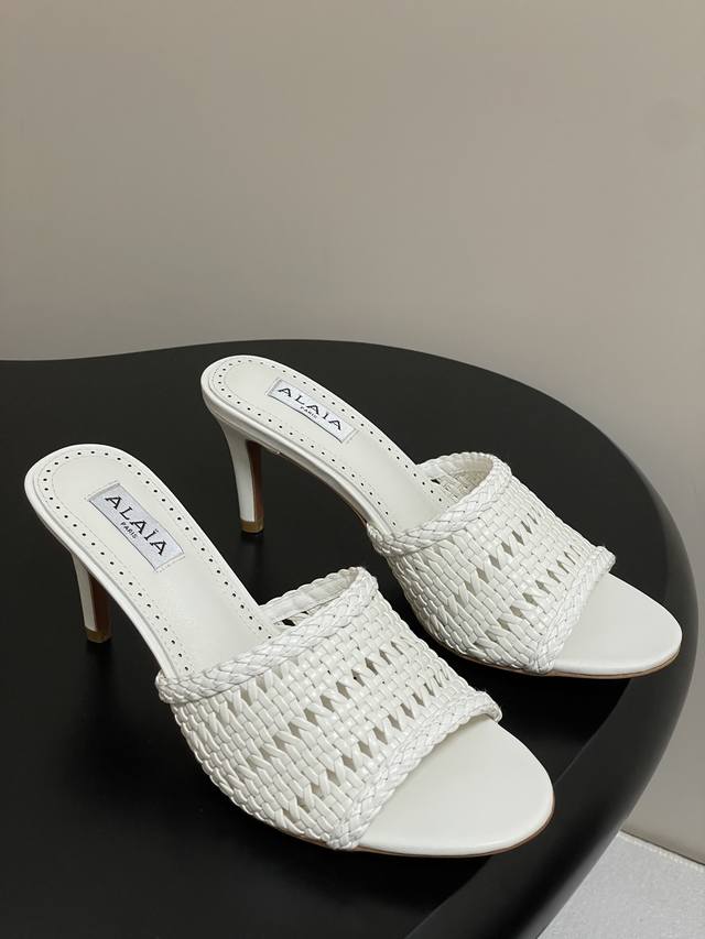 Original Belt Box +20 Order Notes 25 Spring And Summer New Alaia Alaia Muller Hi