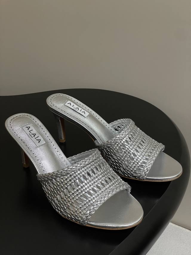 Original Belt Box +20 Order Notes 25 Spring And Summer New Alaia Alaia Muller Hi