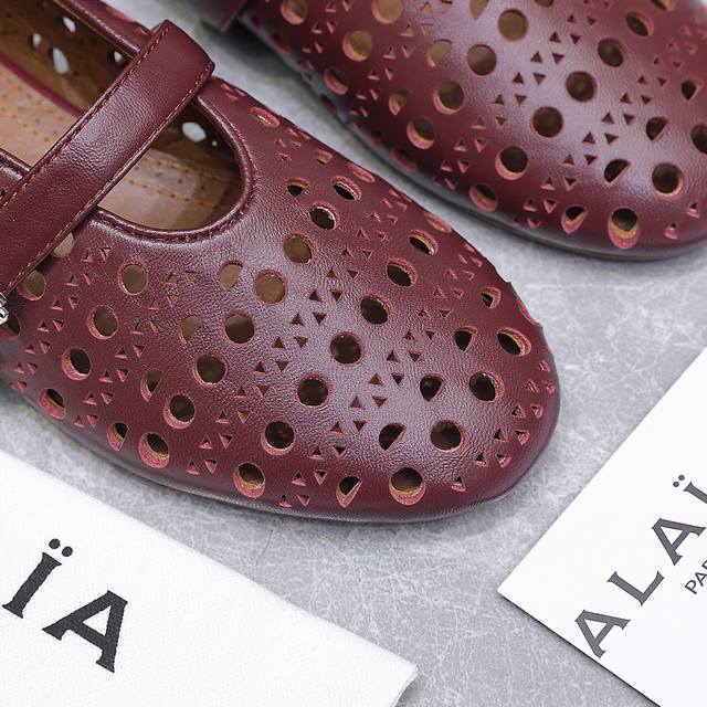 alaia Alaia 25Ss Catwalk Style Flat Mesh Ballet Shoes Are Popular All Over Th