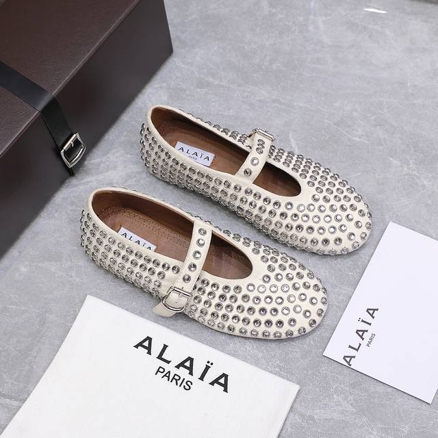 alaia Alaia 25Ss Catwalk Style Flat Mesh Ballet Shoes Are Popular All Over Th