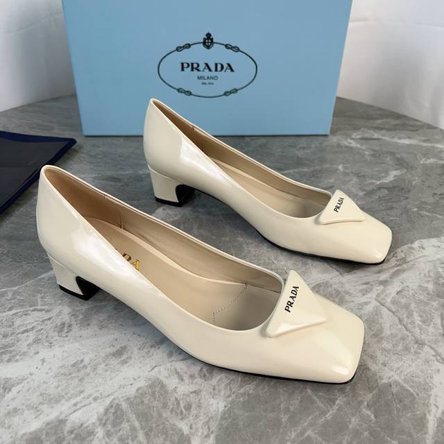 p Latest Model Top Imported Patent Leather With Open Edge Pearl Cowhide Linin