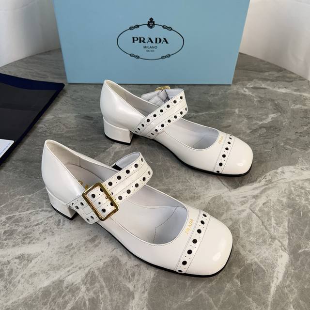 p Latest Model Top Imported Calf Patent Leather Lining Super Soft Mixed Sheep