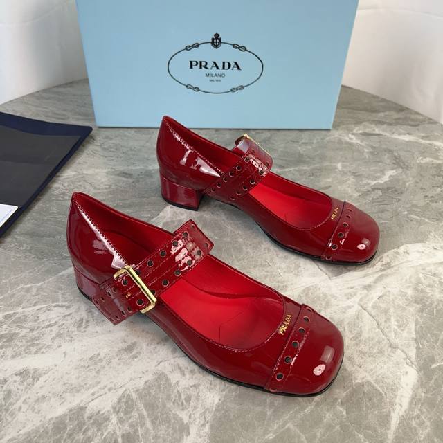 p Latest Model Top Imported Calf Patent Leather Lining Super Soft Mixed Sheep