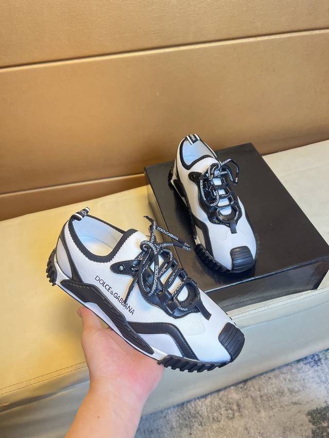 Exclusive First Release Dolce & Gabbana Unique Modern Style Sports Shoes Counter