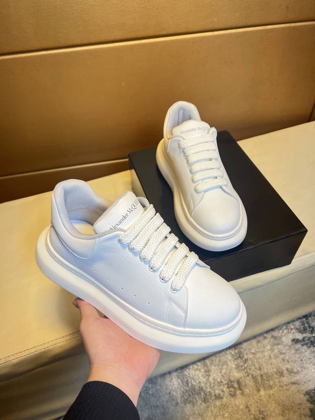 mqueen Mcqueen's New Color Matching Is On Sale On The Official Website. I Can
