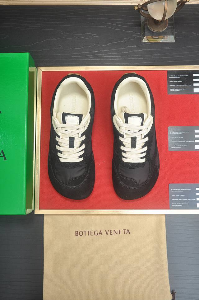 Factory Price P Botteg Venetta Bv Full Cowhide Lining Exclusive New Official Web