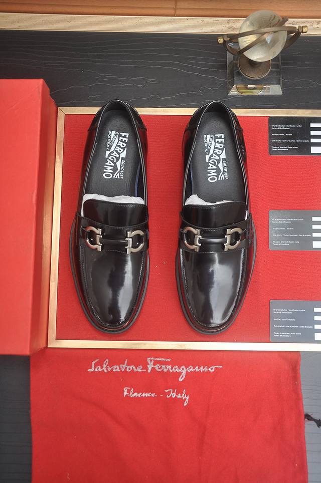 Factory Price P Ferragamo Ferragamo Counter Latest Model Original Imported Open