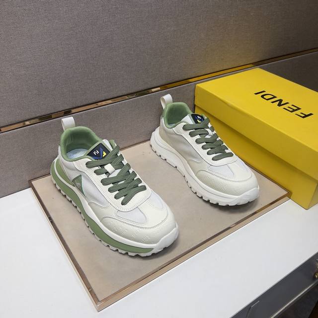 Factory Price Pp Fen Men's Casual Shoes 2025Z Cabinet Simultaneous Sale Size: 39