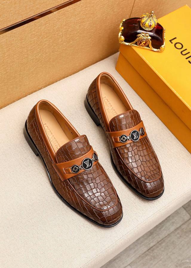 Product Trademark Louis Vuitton Casual Leather Shoes Standard Size: 38-44 45.46.