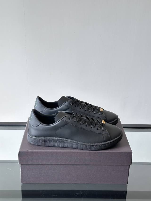 Factory Price P Real Price Valentino 2025 Valentino New Simple White Shoes Can B