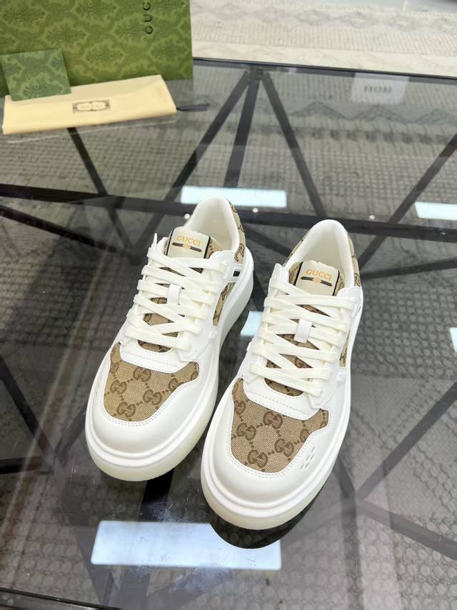New Men's Shoes Gucci Latest Shoes Original Quality Fashion Trend Special Materi