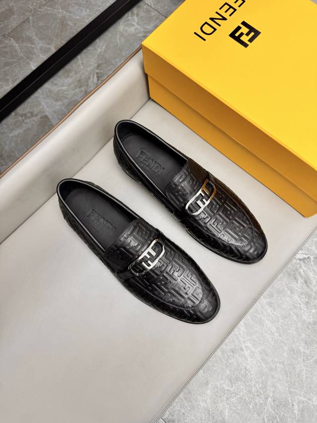 fendi Fendi Leather Shoes Imported Cowhide Embossed Letter Fabric Water-Dyed