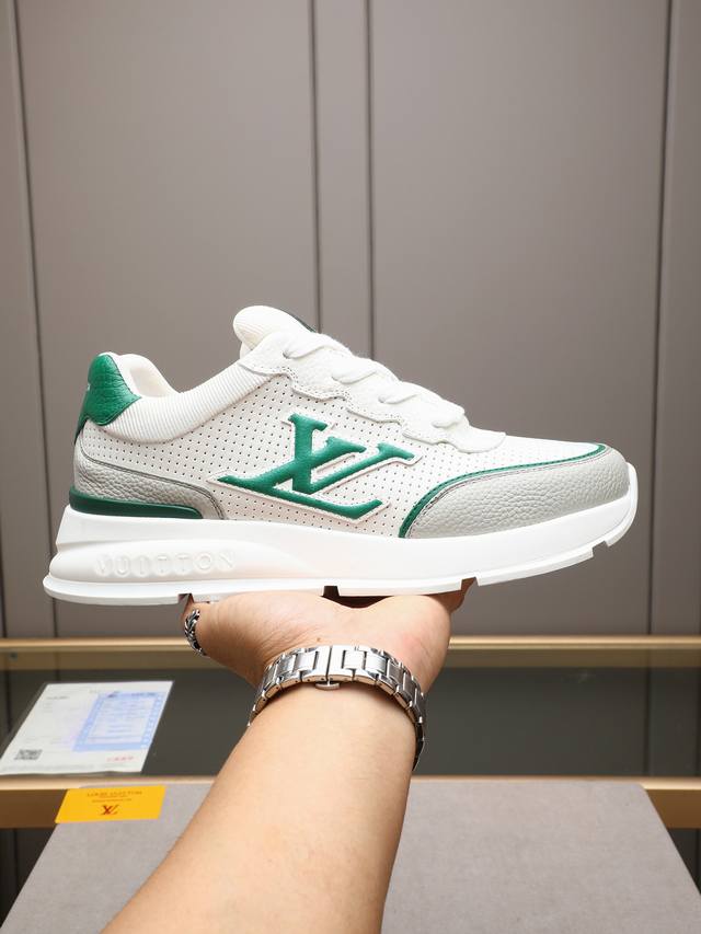 louis L Thick-Soled Casual Sports Shoes . Smooth Cowhide Leather Is Used To C