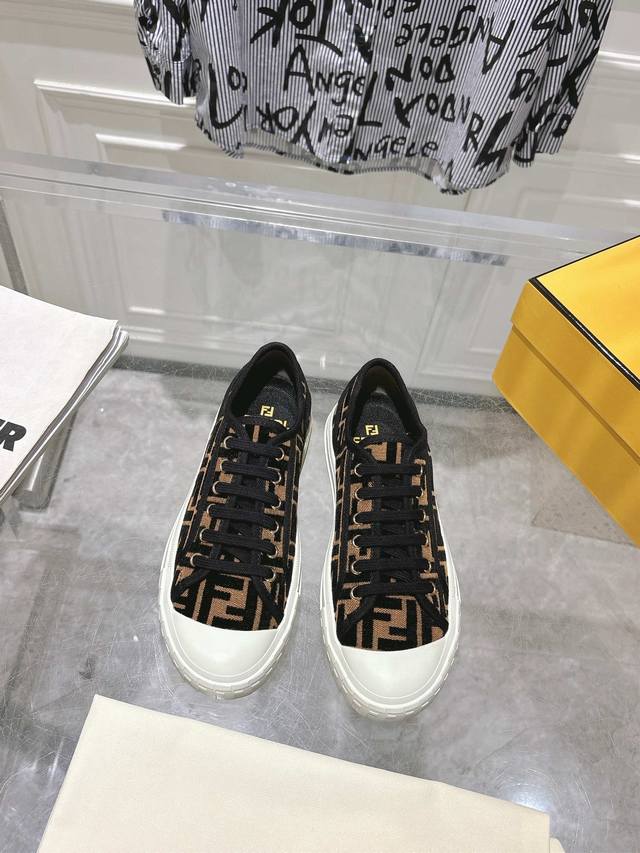Factory Fendi2025 New Couple Canvas Shoes Upper Classic Ff Old Flower Canvas Cas