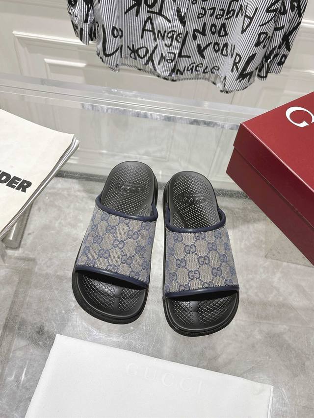 Gucci 25S New Men's Presbyopic Slippers Are Available. The Whole Pair Of Shoes I