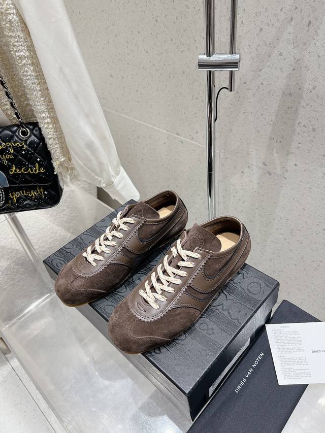 dries Van Noten Dvn Retro Dries Van Noten Spring And Summer Series Designers