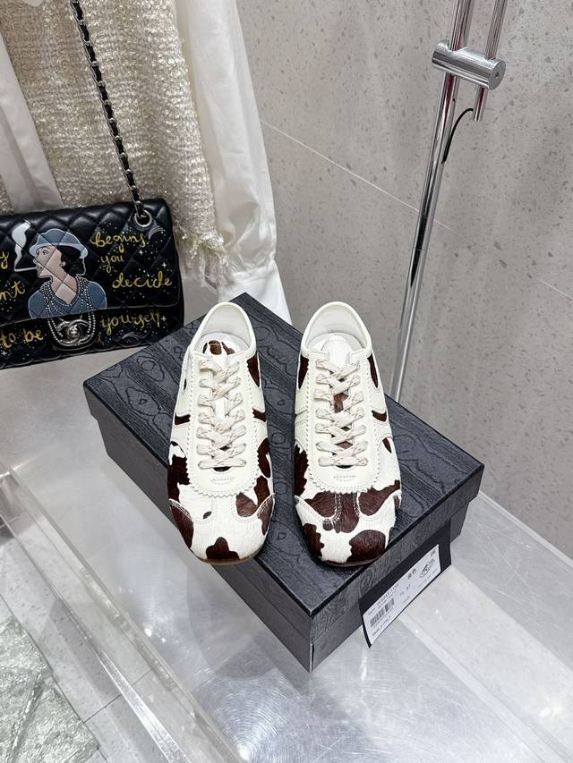 Couple Model Factory Dries Van Noten Dvn Retro German Training Shoes Dries Van N