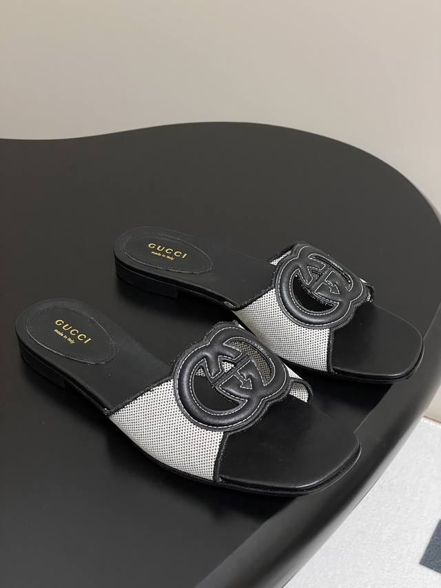 25Ss New Spring And Summer Gucci Double Hollow Block Heel Sandals In The Late