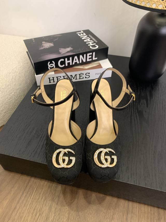 High Version Gucci 2025 Spring New Waterproof Platform High Heel Walking Shoes S