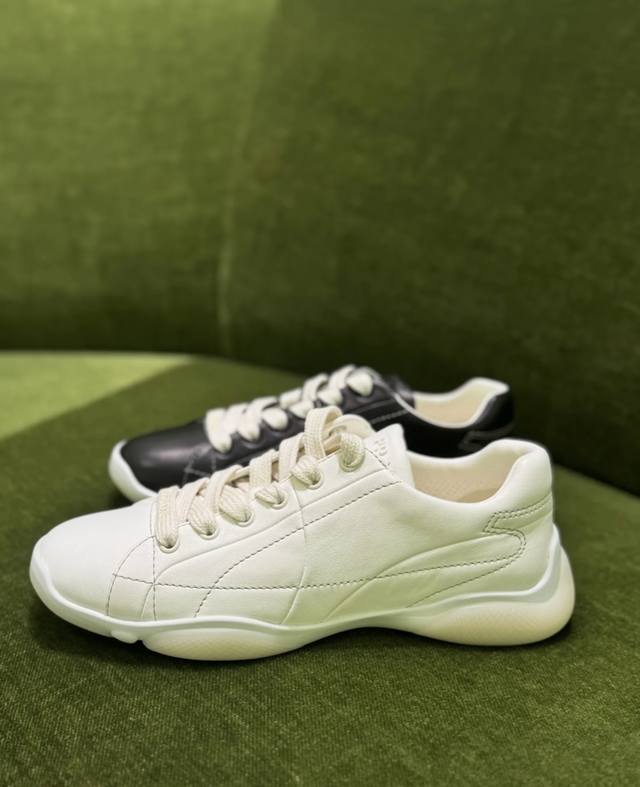g741Prada 25Ss New Spring And Summer Dexterity Shoes Casual Shoes Are Made Wi