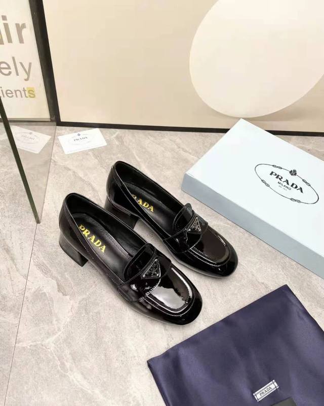 Pula New Counter Original Replica Fabric Is Imported Cow Wrinkled Patent Leather