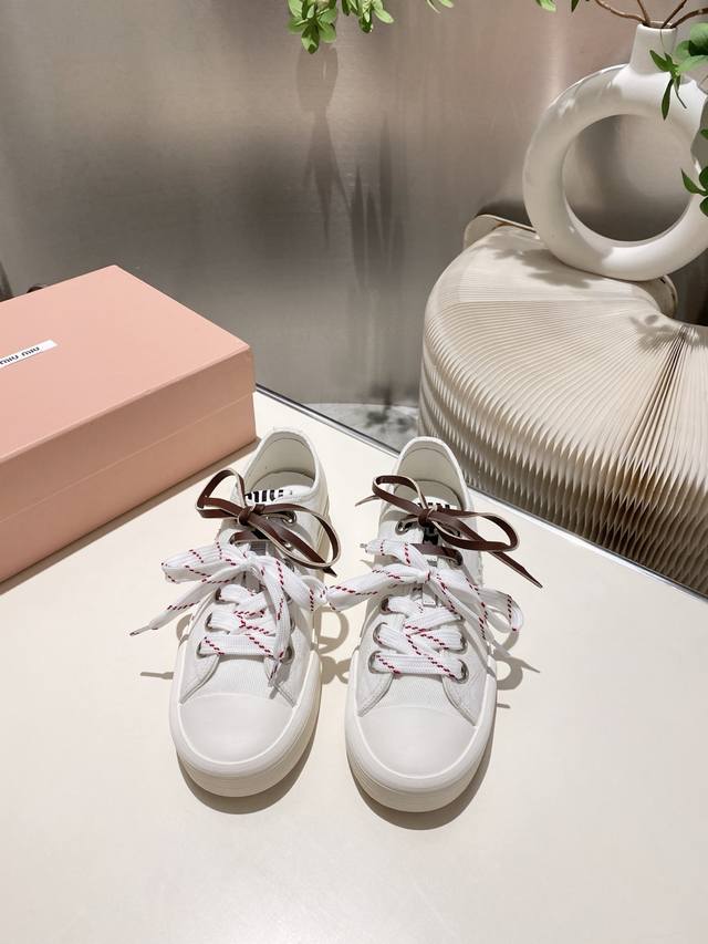 Factory Spring And Summer Catwalk 2025Miuimiui Loop Cloth Shoes Simple Partition