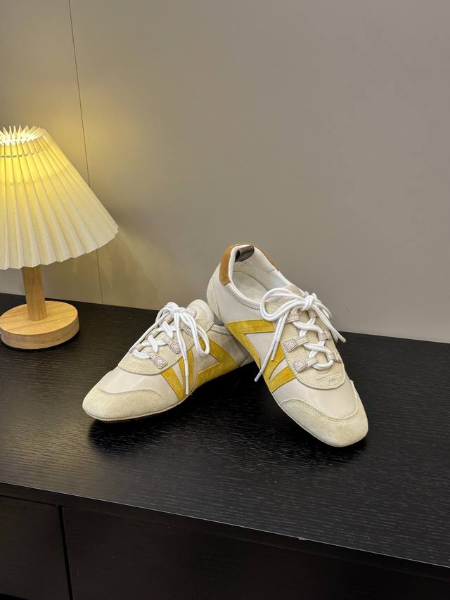 Factory Price P Men's Size +10 Lv Sneakerina Sneakers Cleverly Combines The Two