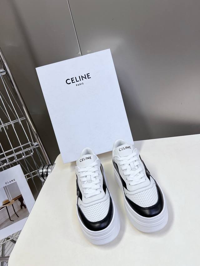 celine Celine Autumn And Winter Thick-Soled White Shoes. Many Celebrities And