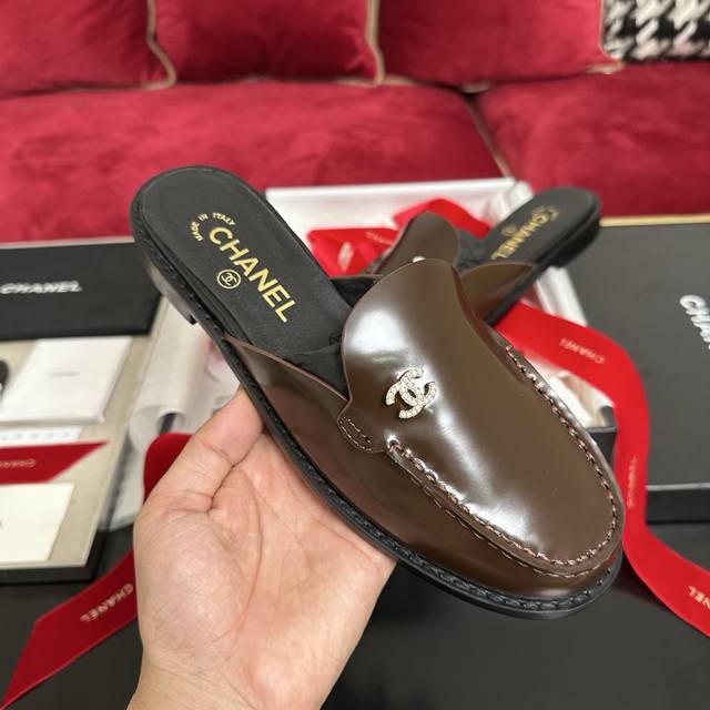 Brown Chanel Chanel's Most Popular Loafers This Year, All Colors Are Shipped Acr