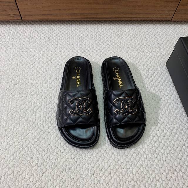 chan*L Diamond Double C Chain Slippers Classic Diamond Chain Element Design S