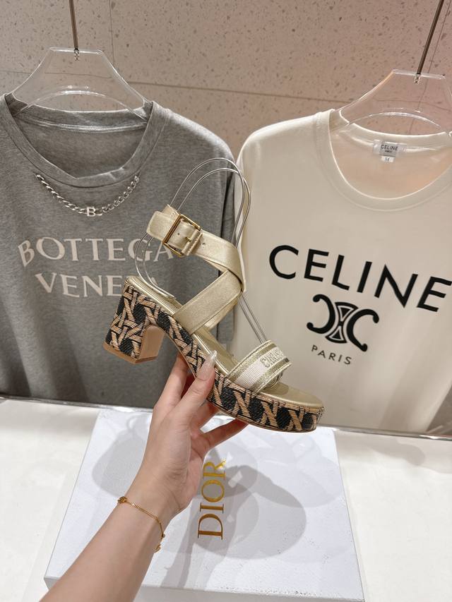 dway Latest Wedge Sandals Original Replica Highest Version All Kinds Of Fashi