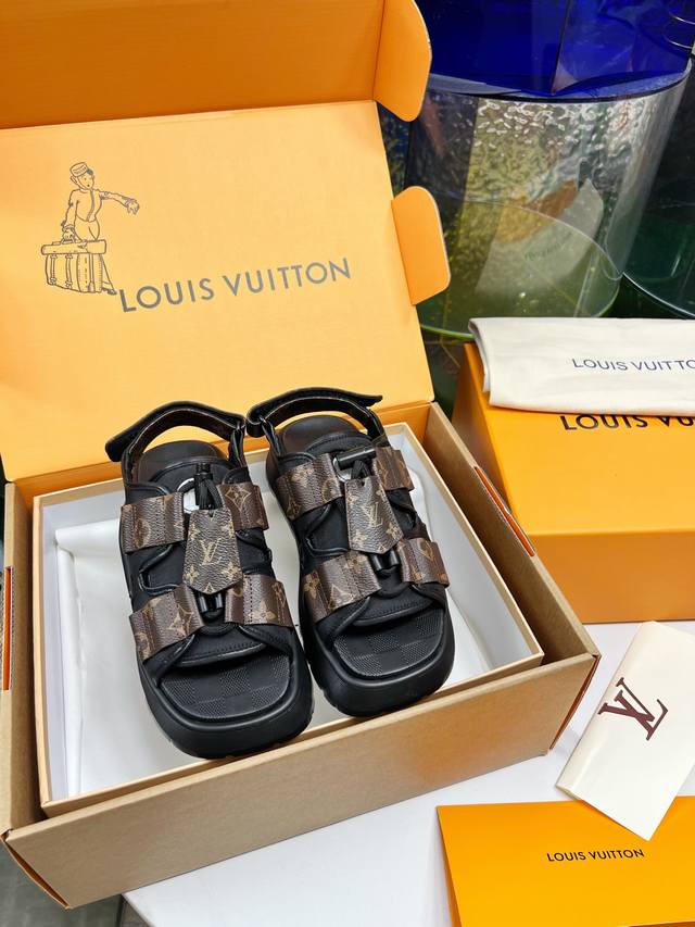 actory P Price Louis Vuitton New Thick-Soled Open-Toed Fashionable And Comfor