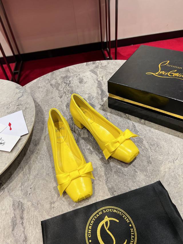 Ballet Flats W. The Timeless Mamaflirt Ballet Flats Fascinate With Their Elegant