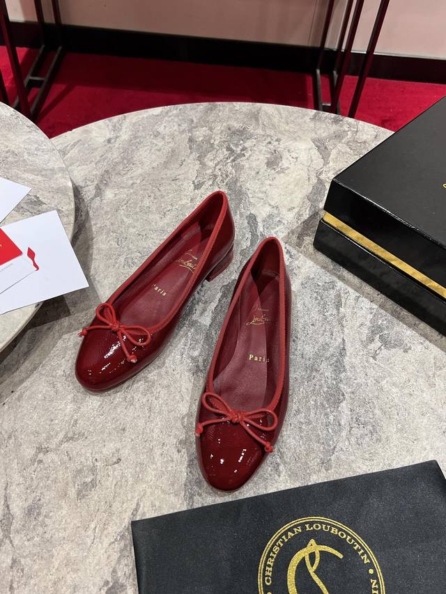 Ballet Shoes W. Sweetie Jane Ballet Shoes Made Of Red Custom Wrinkled Lacquered