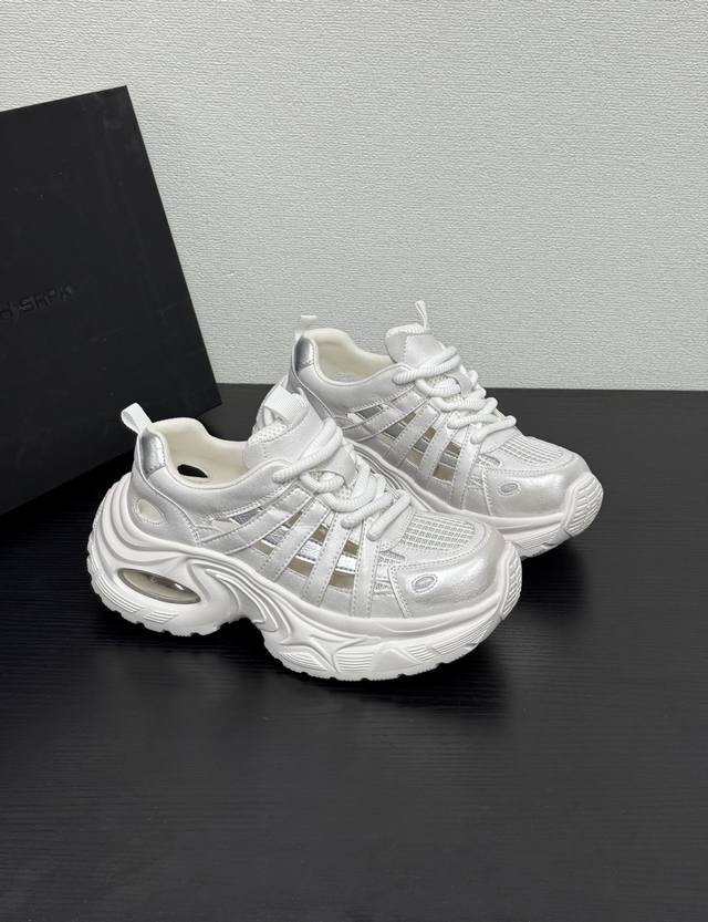 2025 New Summer Daddy Shoes And Sandals Redefine Summer Comfort And Fashion,