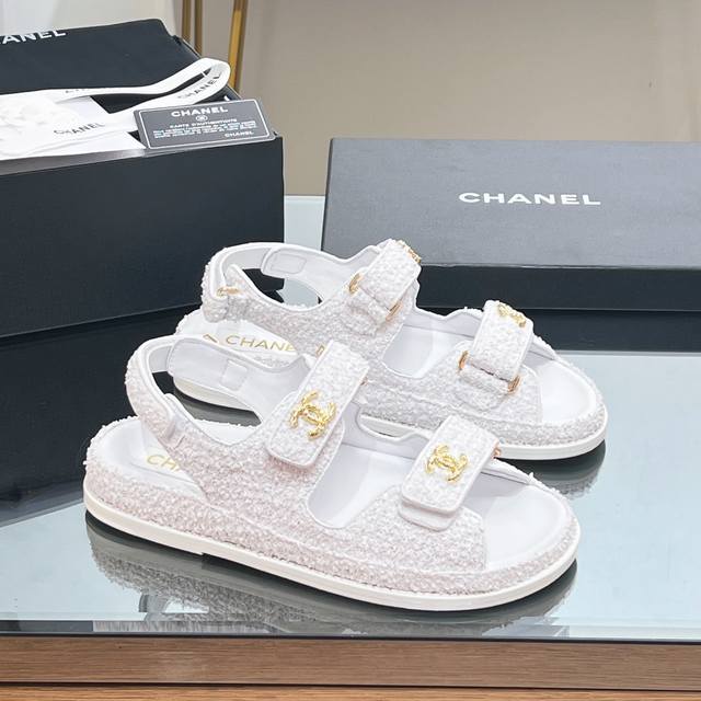 High Version Ss Chanel Chanel Counters Mainly Promote The New Color Series Of Ve