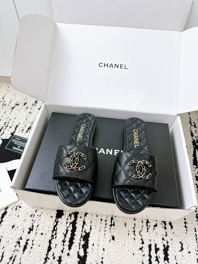 New Style Slippers For Purchasing Counter Quality, One Of The Classic Models Tha