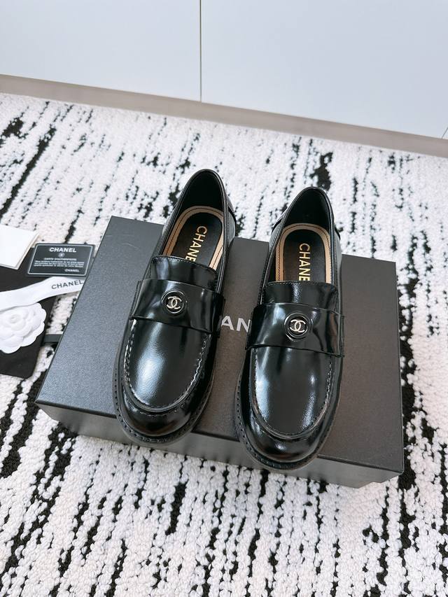Top Quality Chanel Classic Series New Loafers Celebrities And Internet Celebriti