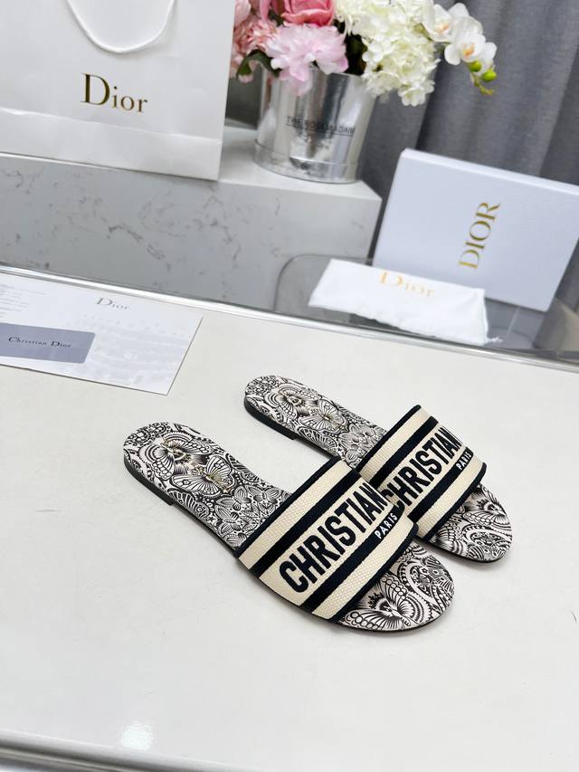 cd Dior Women's Leather Slippers With Monogram Embroidery Christian Dior Has