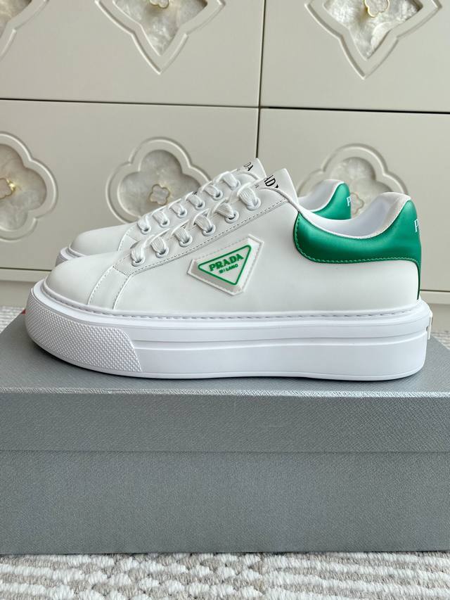 prada Prada 25Ss New Couple Casual Thick-Soled White Shoes Sports Shoes P Hom