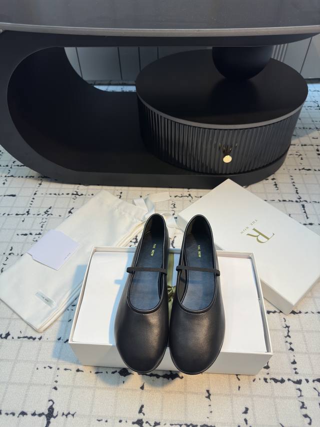 2025 New Style Flat Grandma Shoes Ballet Shoes The Lambskin Is Soft, Delicate