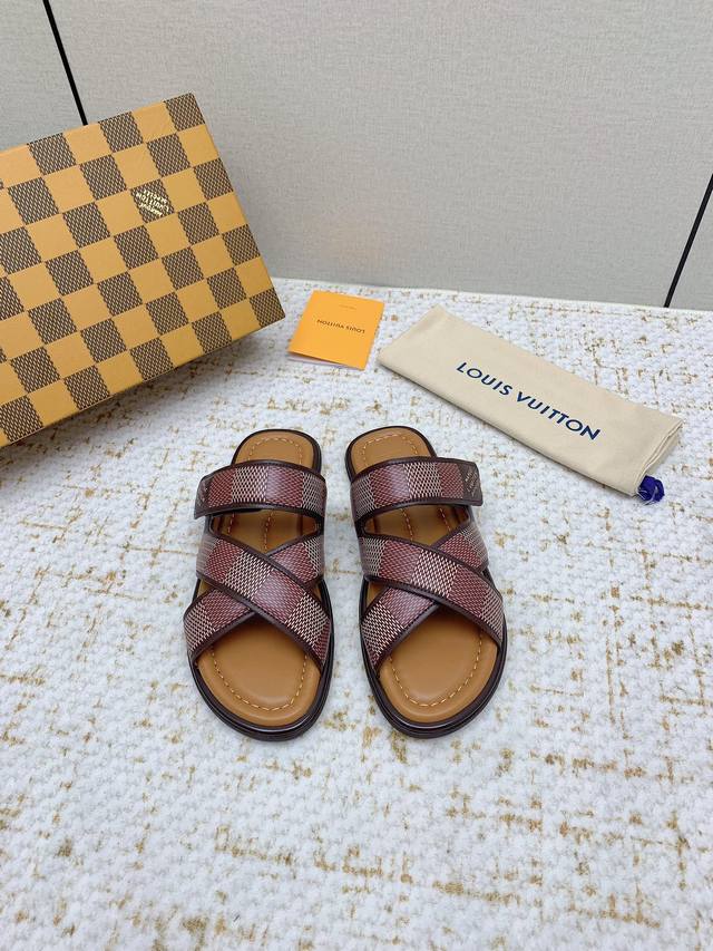Factory High Version Lv Louis Vuitton L Home Donkey Brand Flat Embossed Sandals